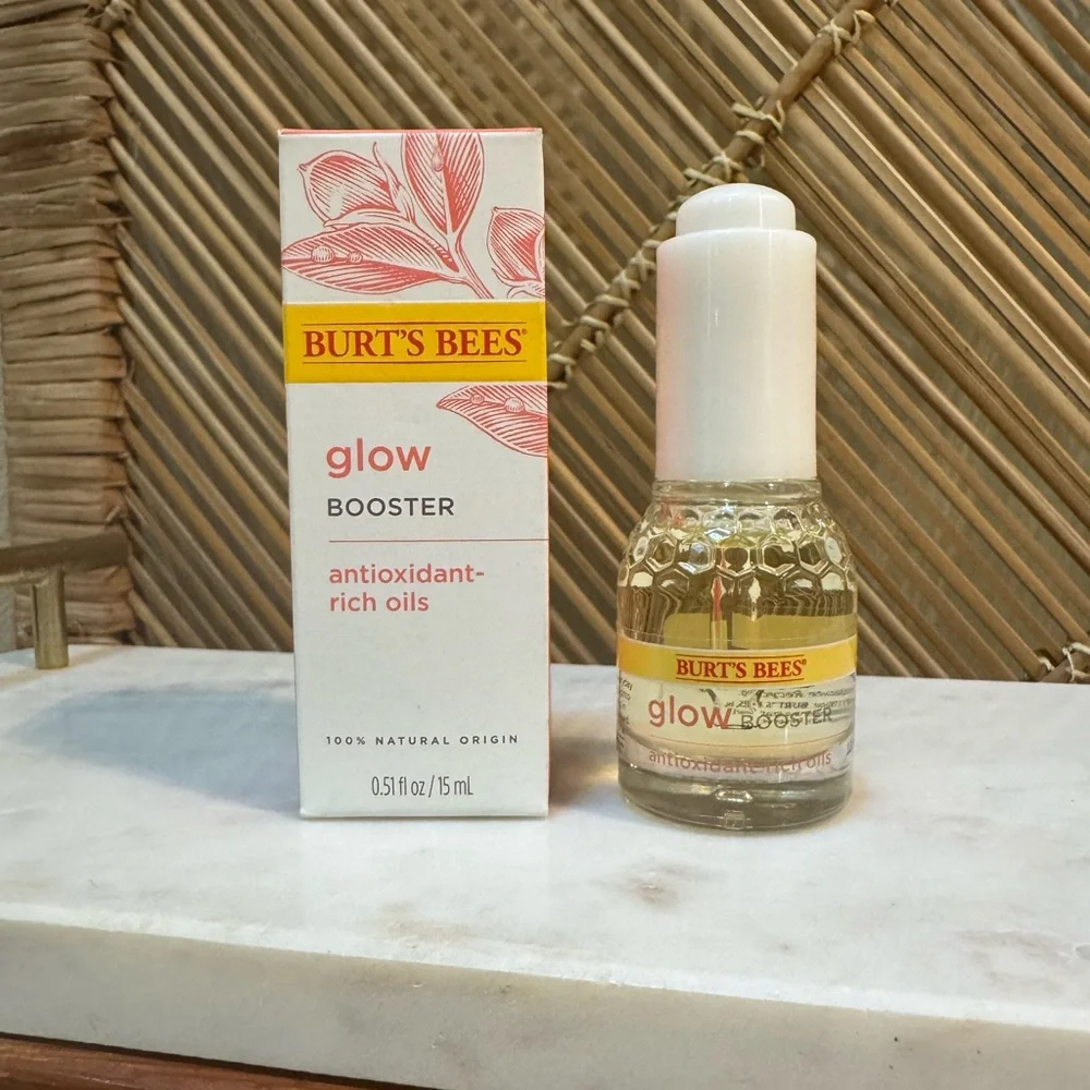 NIB!! Burt's Bees Glow Booster with Yellow and Red Accents - Picture 1 of 4